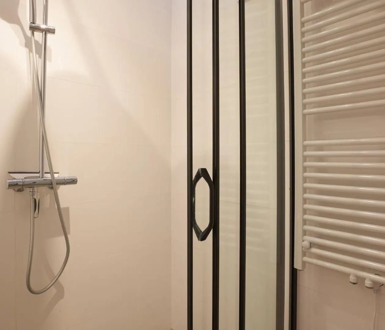 Fijn, Recent Volledig Gerenoveerd Appartement In Μάαστριχτ Διαμέρισμα